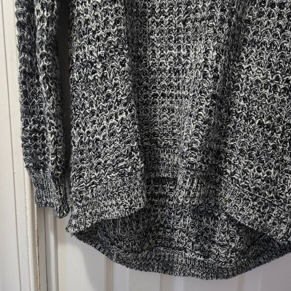 Bobbie Brooks hi low‎ acrylic sweater XL - Picture 2 of 6